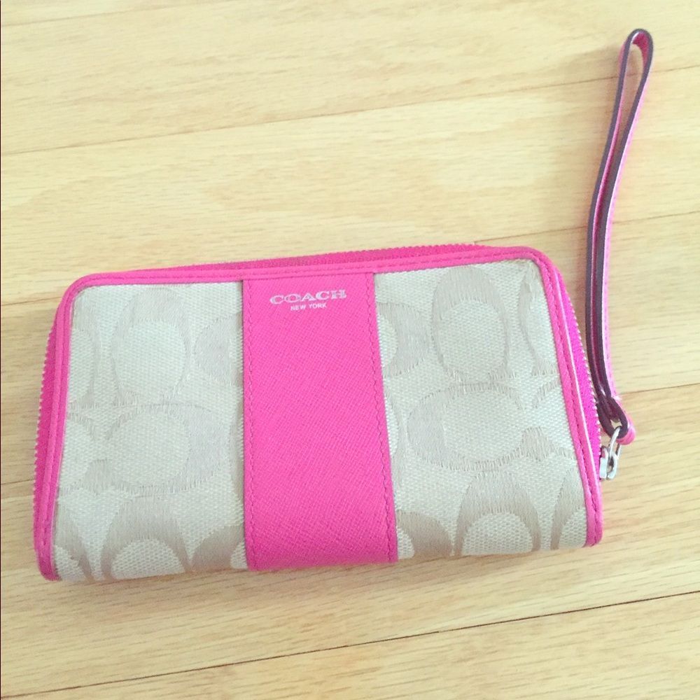 Coach Wristlet